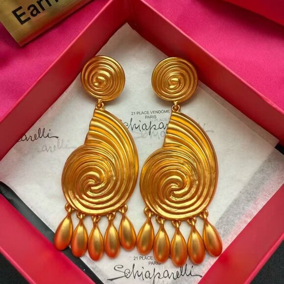 Schiaparelli women's earrings - Picture 1 of 5